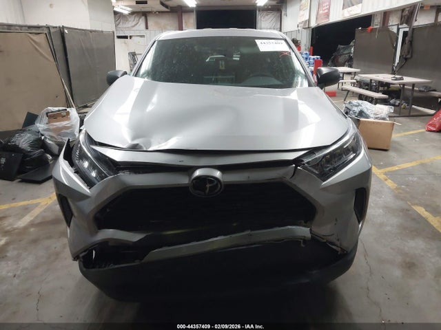 Toyota RAV4 LE 2022 2T3H1RFV5NC191684 Image 12