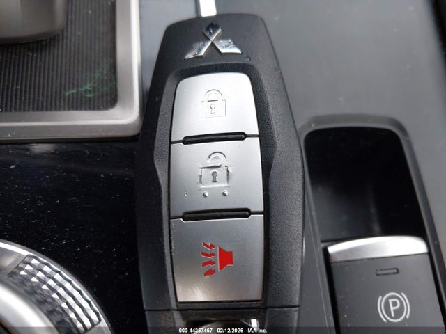 2023 MITSUBISHI OUTLANDER JA4J3TA80PZ036353 Photo 10