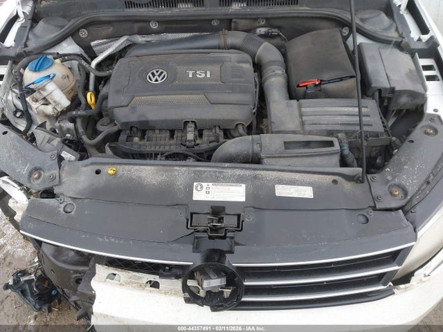 Aukcja sprzedaży 2017 Volkswagen Jetta 1.8t Sel/1.8t Sel Premium, vin: 3VWL17AJXHM384269, numer aukcji: 44357491
