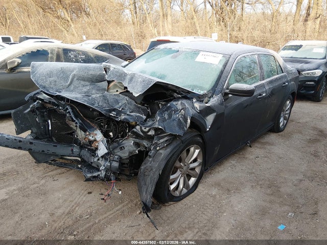 Продаж на аукціоні авто 2018 Chrysler 300 Touring Awd, vin: 2C3CCARG5JH198974, номер лоту: 44357502