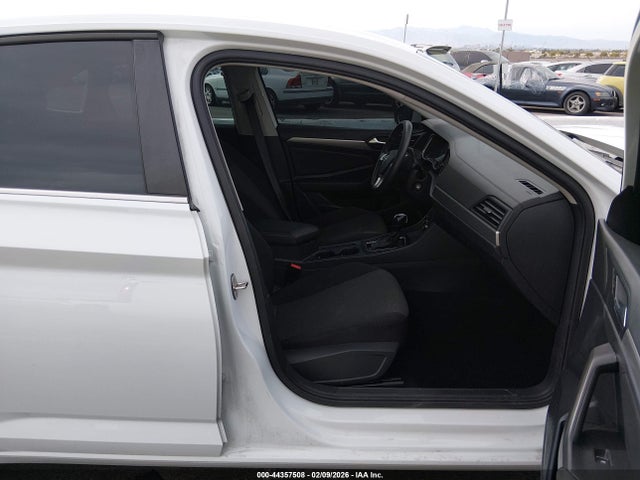 3VWC57BU3MM095743 Volkswagen Jetta 1.4t R-line/1.4t S/1.4t Se