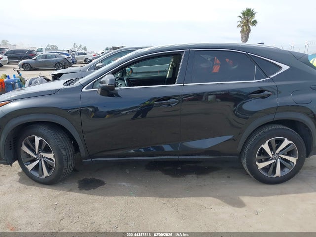 JTJDARBZ4L2161066 Lexus NX 300