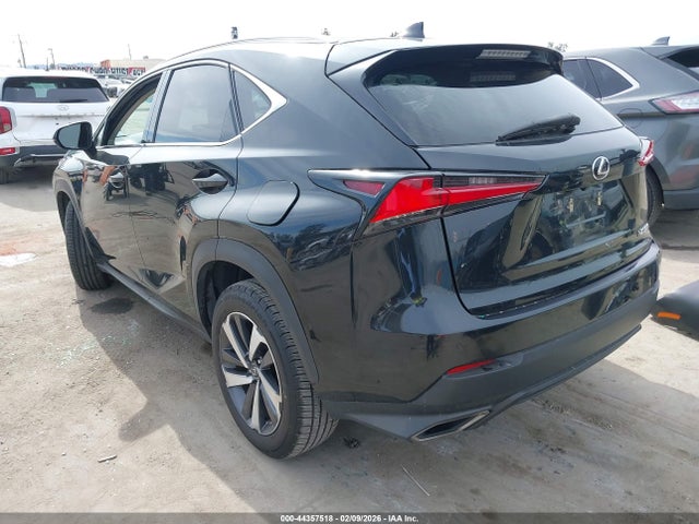 JTJDARBZ4L2161066 Lexus NX 300