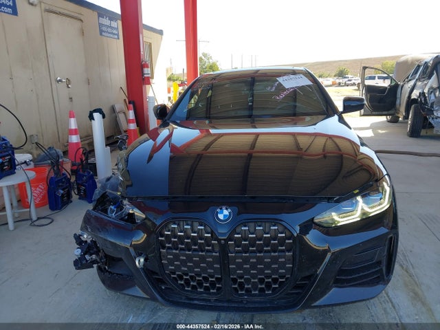 WBA83AP0XRCP22770 BMW M440I