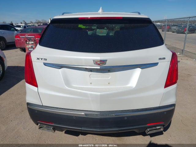 44357579 :رقم المزاد ، 1GYKNARS6JZ133213 vin ، 2018 Cadillac Xt5 Standard مزاد بيع