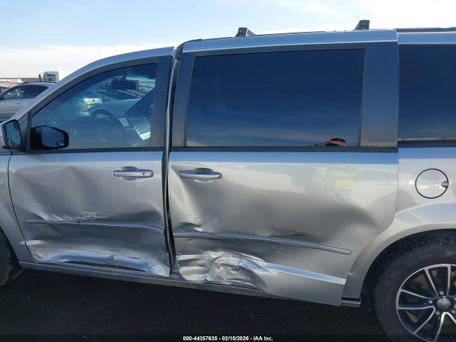 Dodge Grand Caravan Gt 2017 2C4RDGEG1HR825444 Image 14