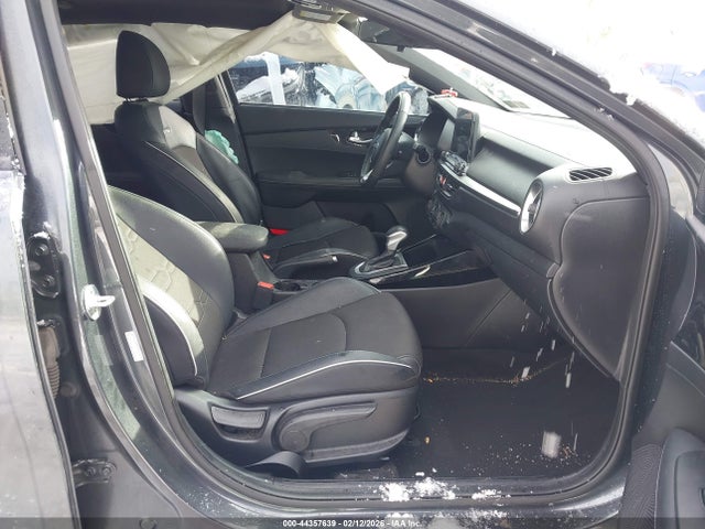 2021 KIA FORTE 3KPF34AD6ME422975 Photo 4