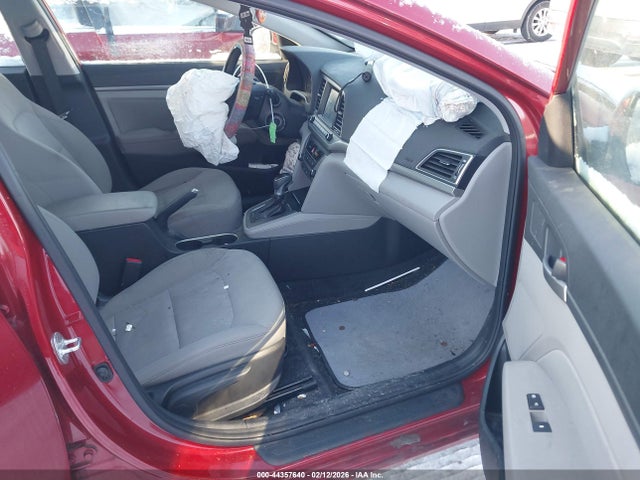 5NPD84LF5JH247181 Hyundai ELANTRA SEL