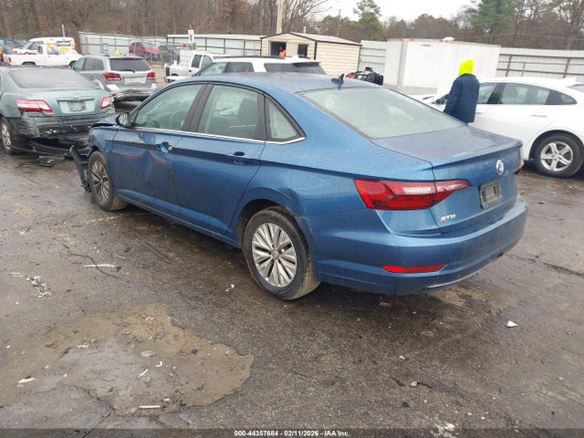 2020 VOLKSWAGEN JETTA 3VWCB7BU8LM049638 Photo 2