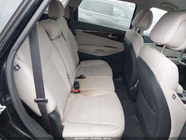 5XYPGDA37GG029462 KIA Sorento 2.4l Lx