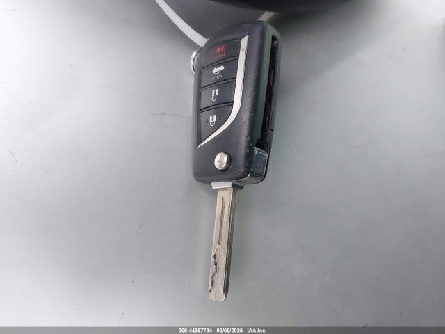 4T1G11AK3NU036987 Toyota CAMRY SE