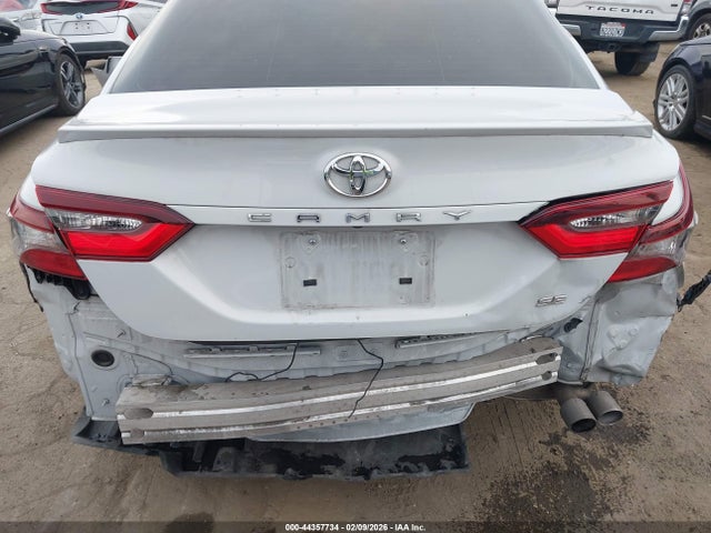 4T1G11AK3NU036987 Toyota CAMRY SE