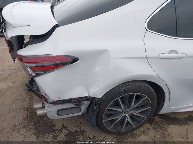 4T1G11AK3NU036987 Toyota CAMRY SE