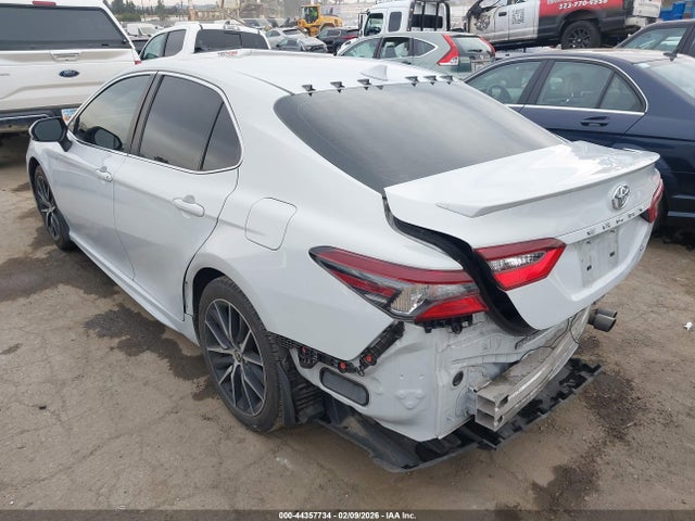 4T1G11AK3NU036987 Toyota CAMRY SE