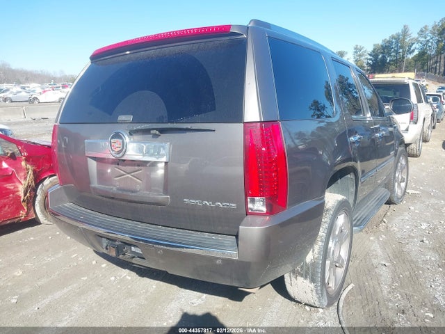 2011 CADILLAC ESCALADE 1GYS3BEF2BR216935 Photo 3