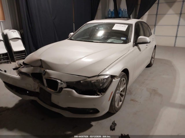 2017 BMW 320I WBA8A9C55HK619623 Photo 1