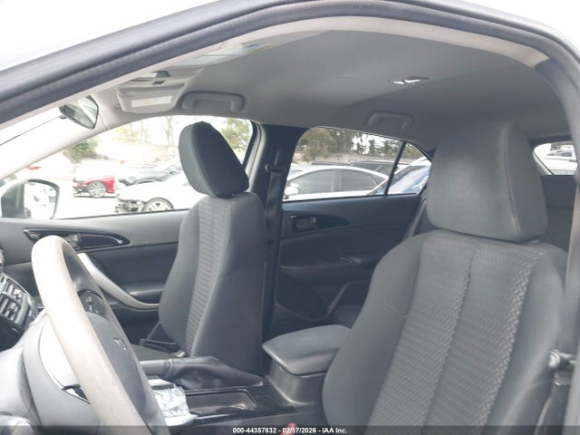 JA4ASUAA3NZ053480 Mitsubishi Eclipse Cross Es