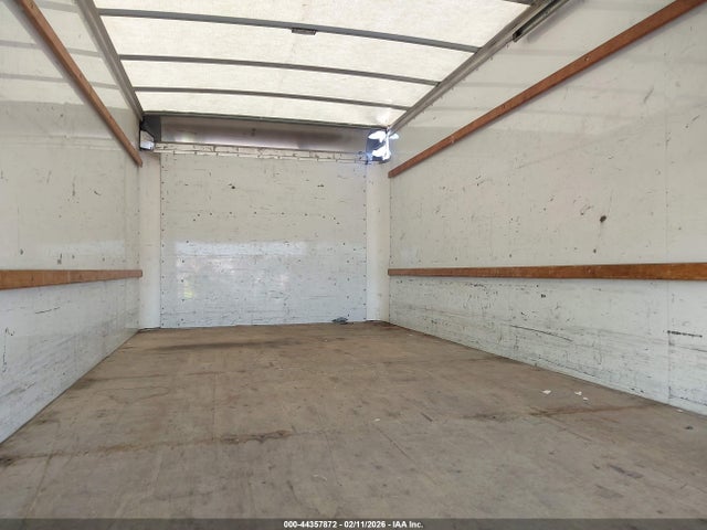 44357872 :رقم المزاد ، 7GZ37TCG5LN007779 vin ، 2020 Gmc Savana Cutaway Work Van مزاد بيع