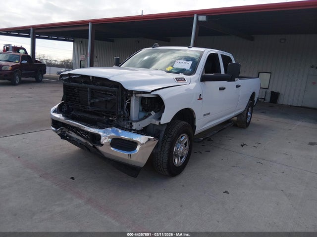 3C6UR5HL4NG163246 RAM 2500 Tradesman 4x4 8&#039; Box