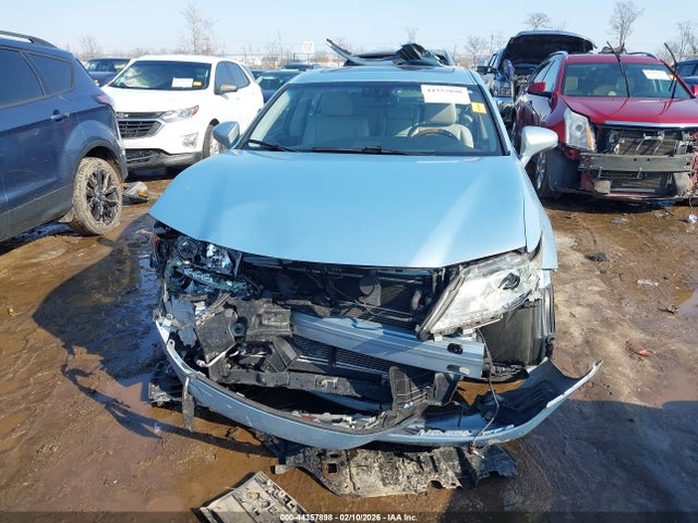 44357898 :رقم المزاد ، JTHBW1GG4D2000902 vin ، 2013 Lexus Es 300h مزاد بيع