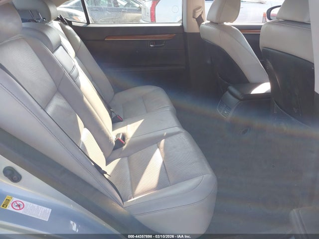 44357898 :رقم المزاد ، JTHBW1GG4D2000902 vin ، 2013 Lexus Es 300h مزاد بيع