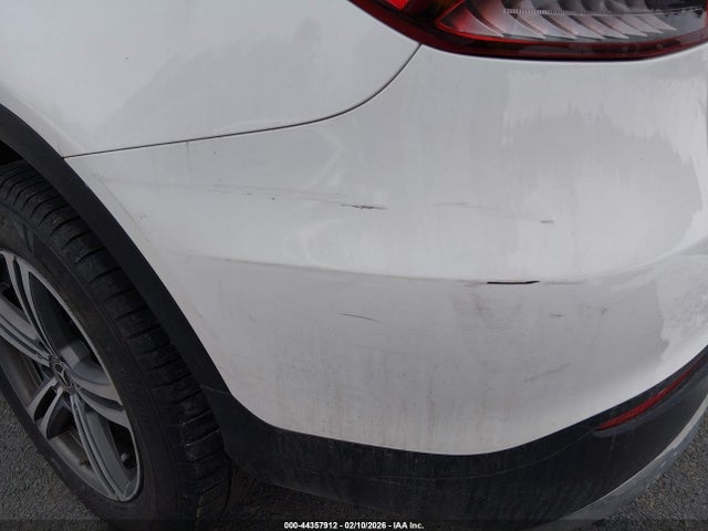 44357912 :رقم المزاد ، WDC0G8EB1LF734761 vin ، 2020 Mercedes-benz Glc 300 4matic مزاد بيع