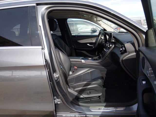 2019 MERCEDES-BENZ GLC 300 WDC0G4JB2K1001144 Photo 4