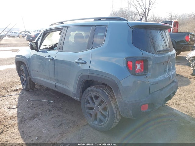 2017 JEEP RENEGADE ZACCJBBBXHPF02248 Photo 2