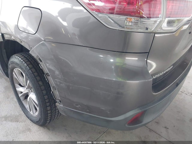 Toyota Highlander Le Plus V6 2015 5TDBKRFH8FS078519 Image 6