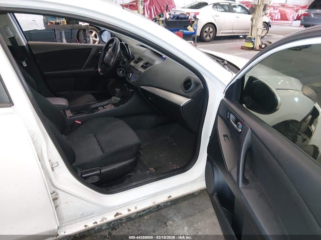 Продаж на аукціоні авто 2013 Mazda Mazda3 I Sport, vin: JM1BL1U7XD1767870, номер лоту: 44358008