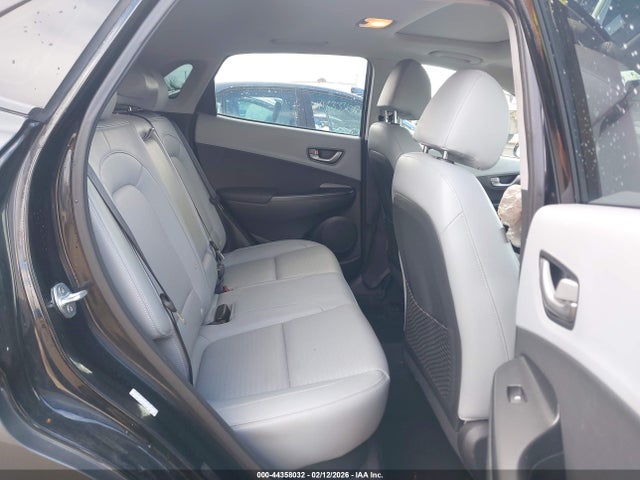 2018 Hyundai Kona Limited მანქანა იყიდება აუქციონზე, vin: KM8K3CA56JU089641, აუქციონის ნომერი: 44358032