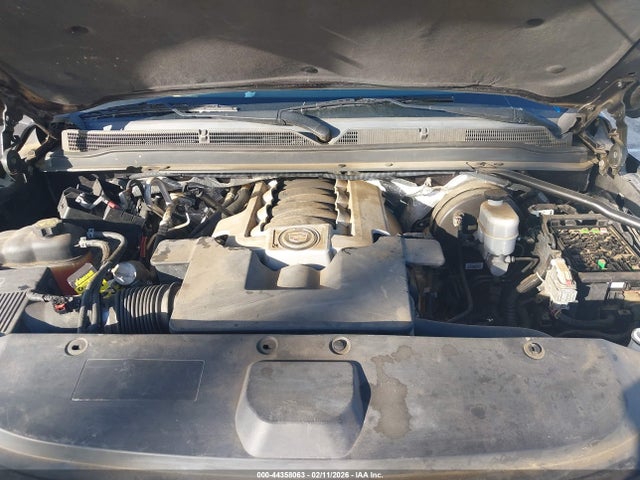 44358063 :رقم المزاد ، 1GYS3CKJ3FR238088 vin ، 2015 Cadillac Escalade Premium مزاد بيع