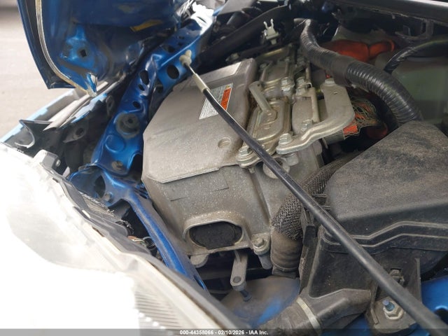 JTDKDTB3XE1564519 Toyota Prius C Two
