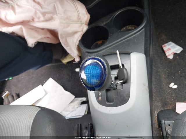 JTDKDTB3XE1564519 Toyota Prius C Two