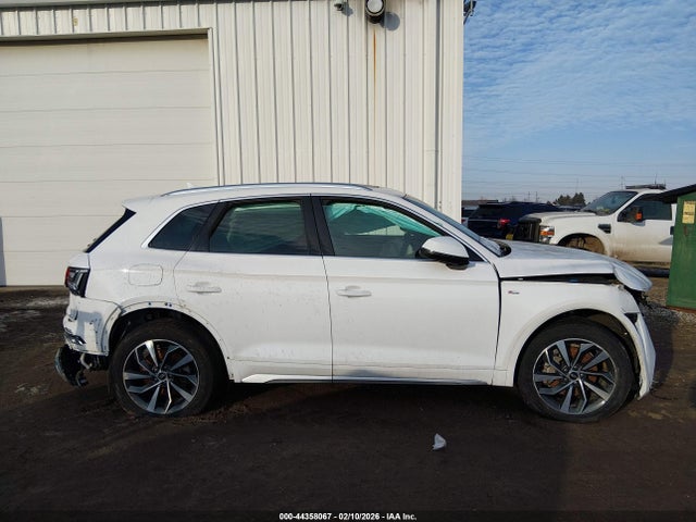 Продаж на аукціоні авто 2022 Audi Q5 Premium Plus 45 Tfsi S Line Quattro S Tronic, vin: WA1EAAFY6N2139562, номер лоту: 44358067