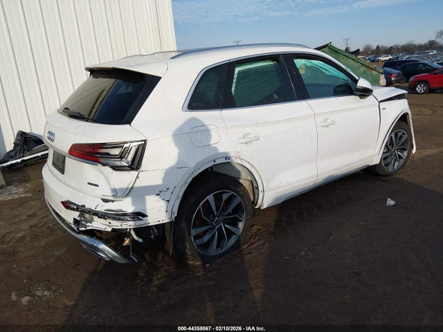 2022 AUDI Q5 WA1EAAFY6N2139562 Photo 3