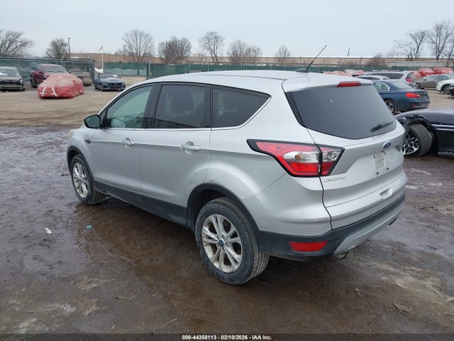 2017 FORD ESCAPE 1FMCU0GD0HUE39578 Photo 2