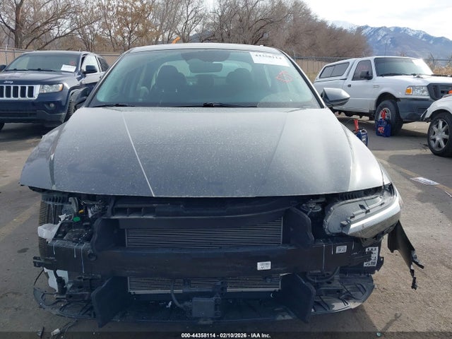 KMHLS4DG4RU717895 Hyundai ELANTRA SEL