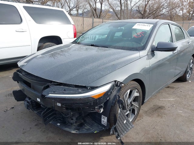 KMHLS4DG4RU717895 Hyundai ELANTRA SEL