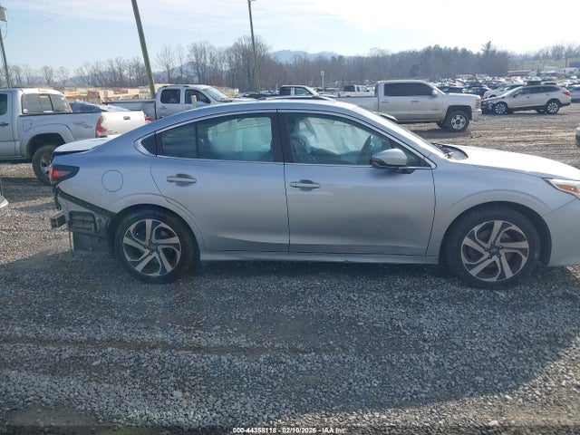 4S3BWAN67N3011884 Subaru Legacy Limited