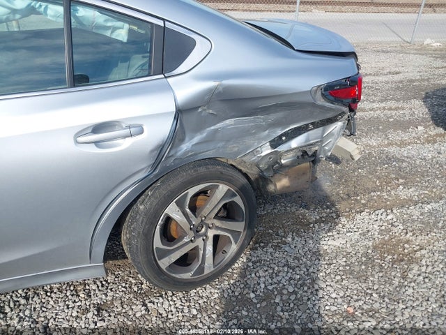 4S3BWAN67N3011884 Subaru Legacy Limited