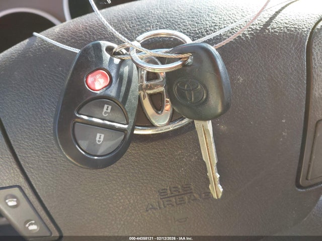 44358121 :رقم المزاد ، 5TFEM5F1XBX030205 vin ، 2011 Toyota Tundra Grade 4.6l V8 مزاد بيع