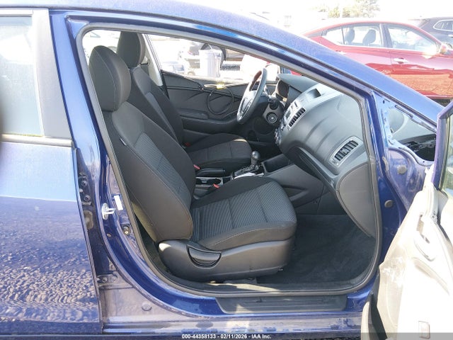 3KPFK4A72HE159905 KIA FORTE LX