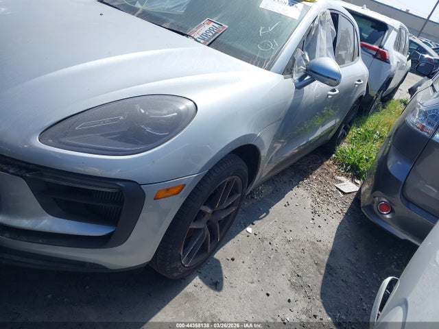 2023 PORSCHE MACAN WP1AG2A52PLB37163 Photo 1