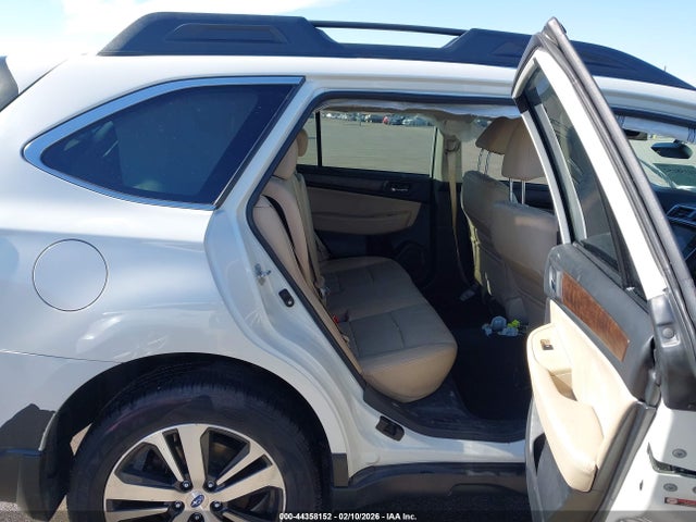 Aukcja sprzedaży 2018 Subaru Outback 3.6r Limited, vin: 4S4BSENC2J3221677, numer aukcji: 44358152