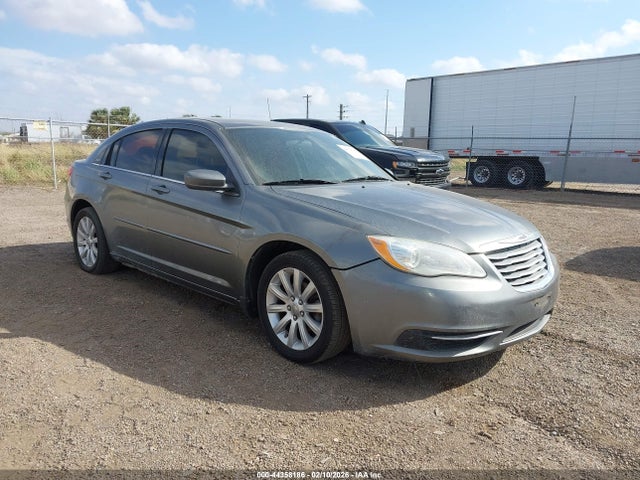 2013 Chrysler 200 Touring მანქანა იყიდება აუქციონზე, vin: 1C3CCBBG4DN659822, აუქციონის ნომერი: 44358186