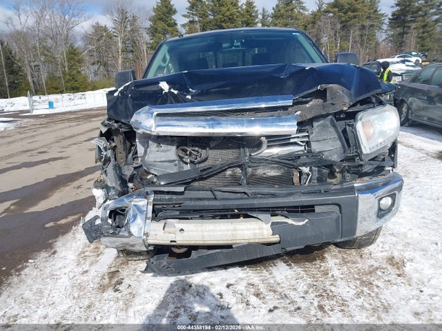 5TFUY5F11HX673423 Toyota Tundra Sr5 Plus 5.7l V8