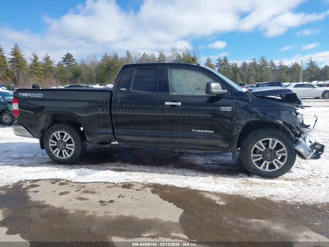 5TFUY5F11HX673423 Toyota Tundra Sr5 Plus 5.7l V8