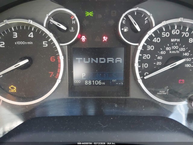5TFUY5F11HX673423 Toyota Tundra Sr5 Plus 5.7l V8