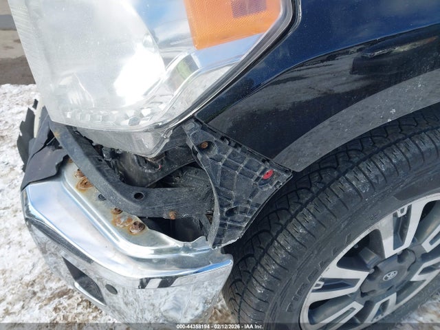 5TFUY5F11HX673423 Toyota Tundra Sr5 Plus 5.7l V8